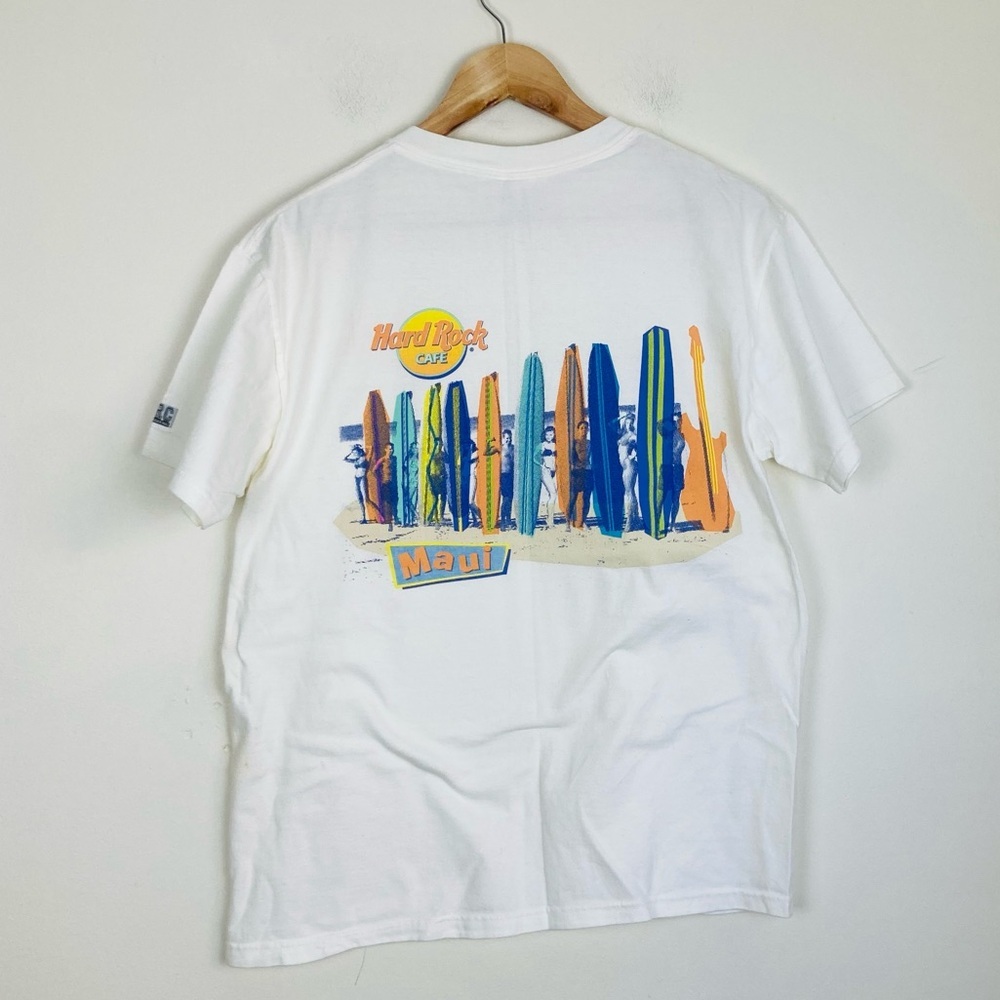 Vintage 90s Hard Rock Cafe Maui white Heavy Tee with surfboard motif. Size Med